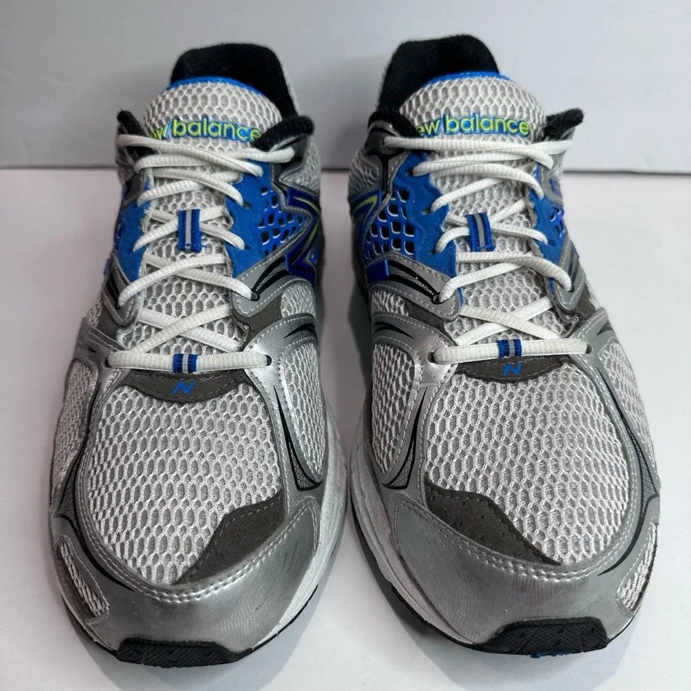 New Balance Silver and Blue Running Shoes